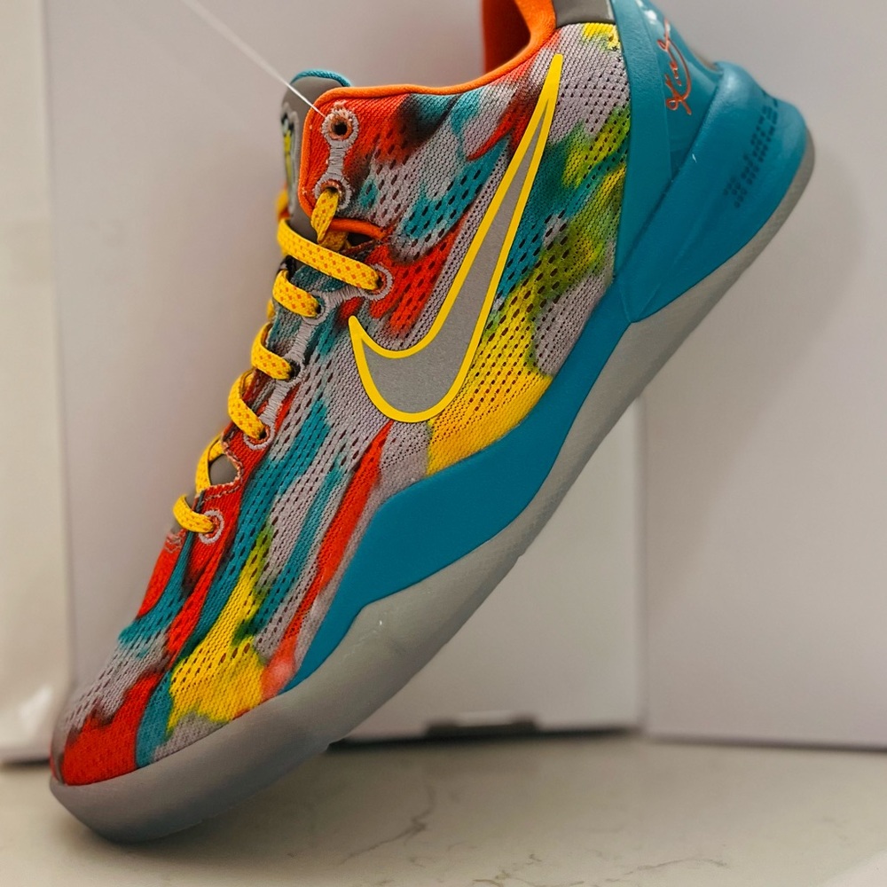 Kobe 8 Venice Beach. Size 6.5 Men